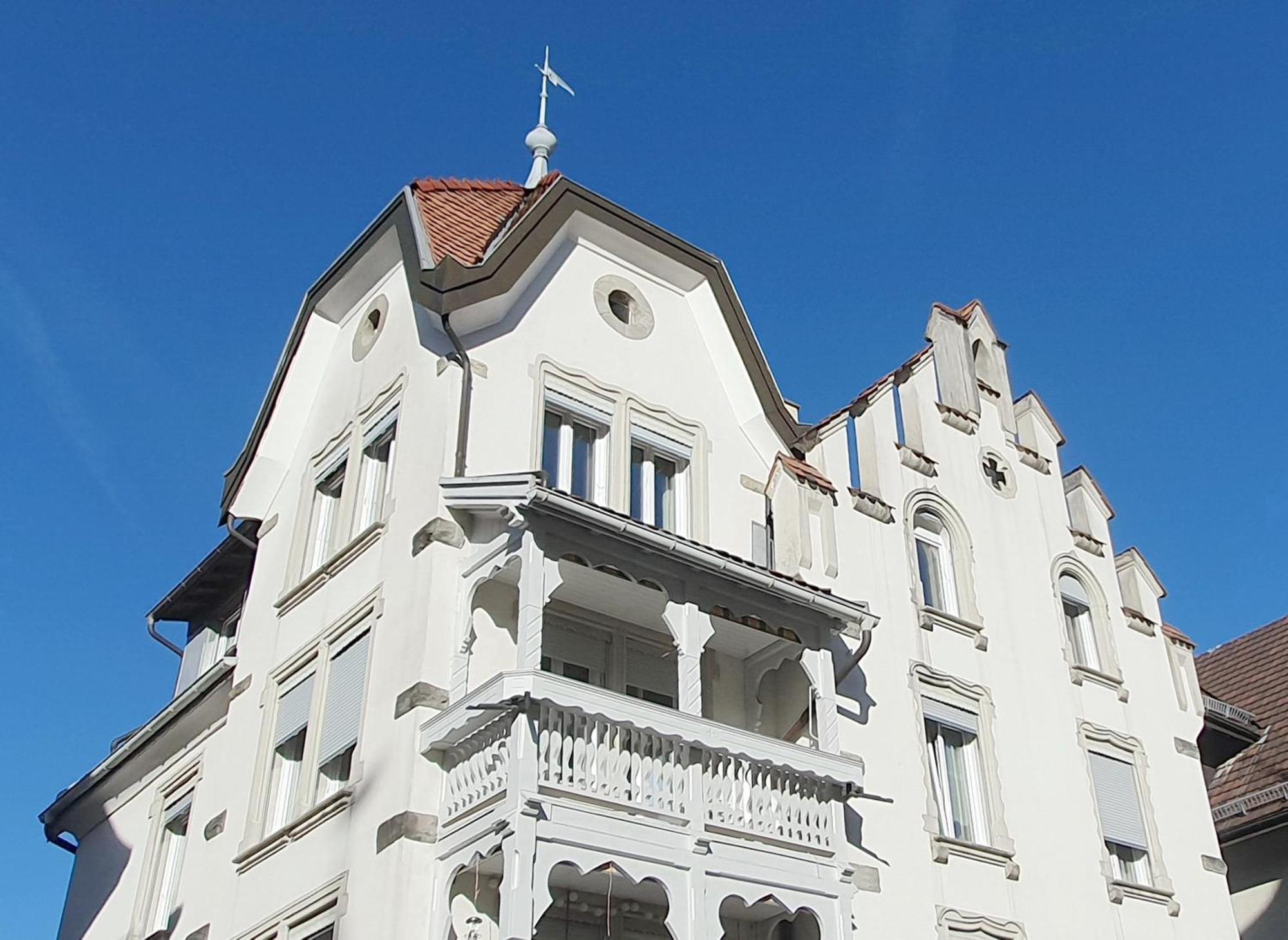 Stilvoll Gertrud Schloessli 1 Zi